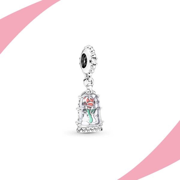Charm colgante de rosa roja dentro de una cúpula calada. Super Charms México.